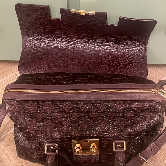 Louis Vuitton Volupte Psyche - Picture 8 of 13